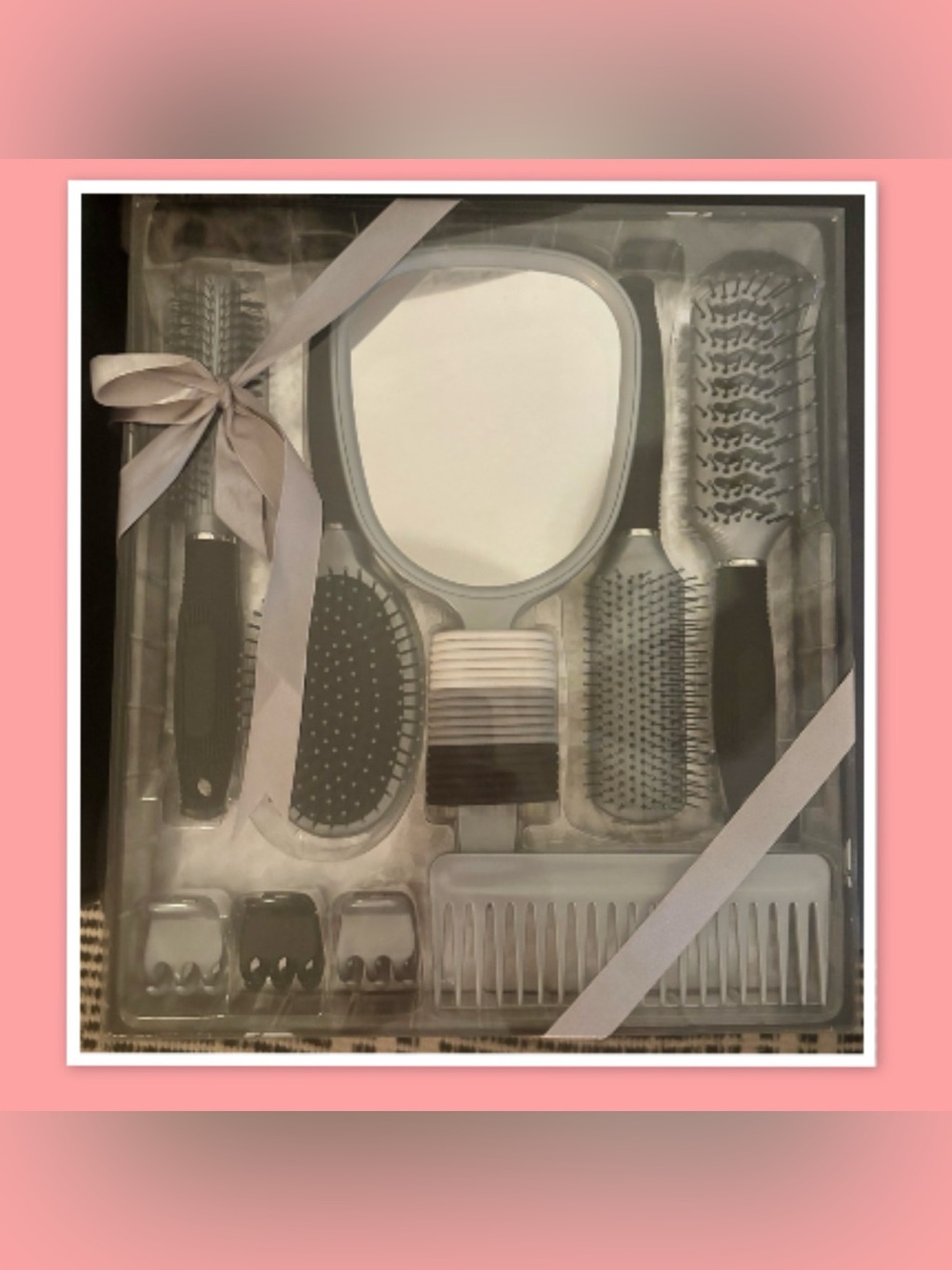 27-Piece Hairbrush and Accessory Gift Set